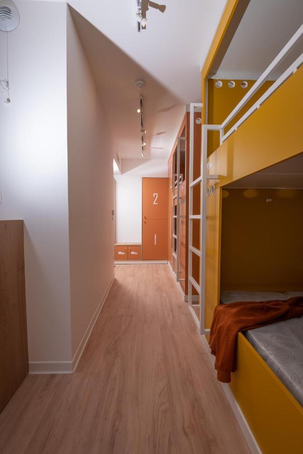 Hostel Le Hueb Toulon Extérieur photo