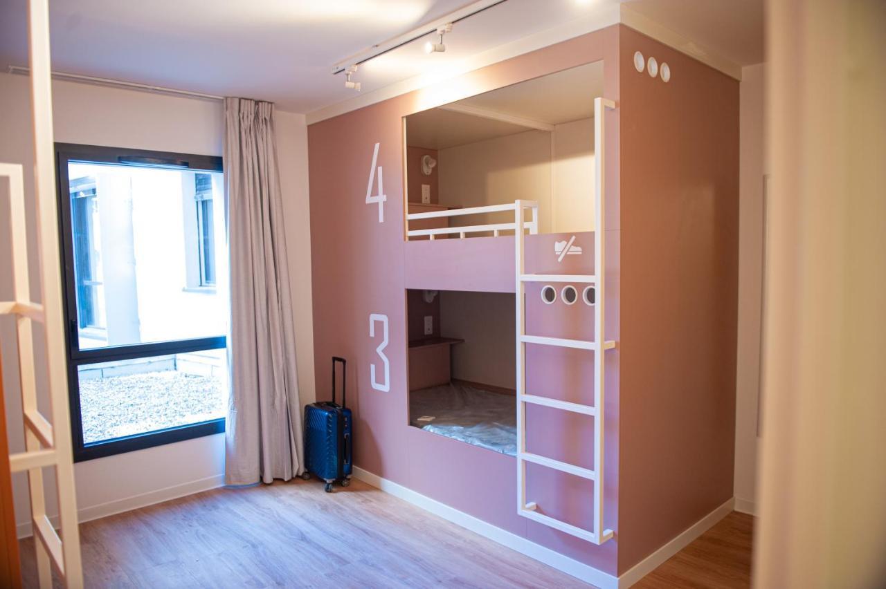 Hostel Le Hueb Toulon Extérieur photo